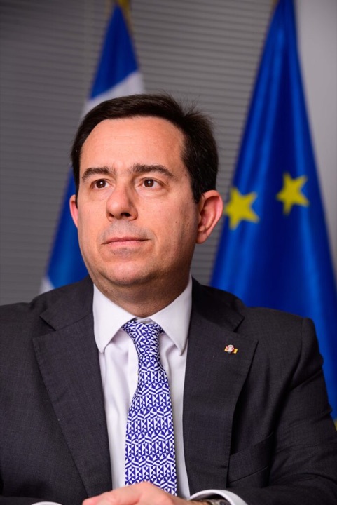 Νότης Μηταράκης